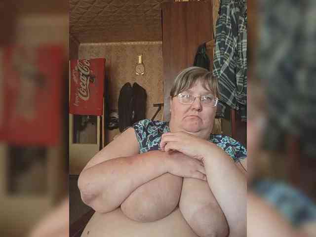 Olga47 webcam