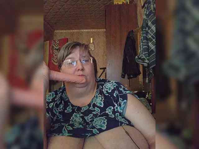 Olga47 webcam
