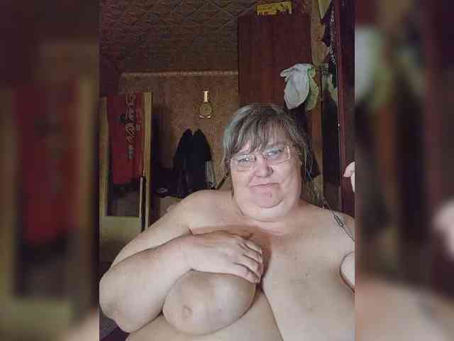 Olga47 webcam