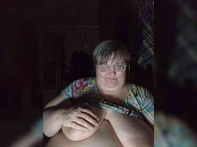 Olga47 webcam