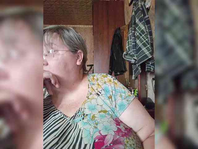 Olga47 webcam