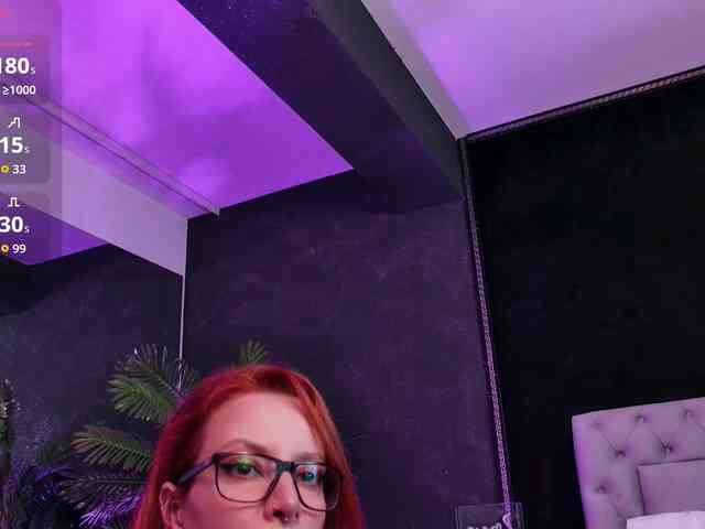 IslaReign webcam