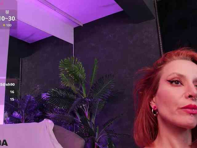 IslaReign - Girl 