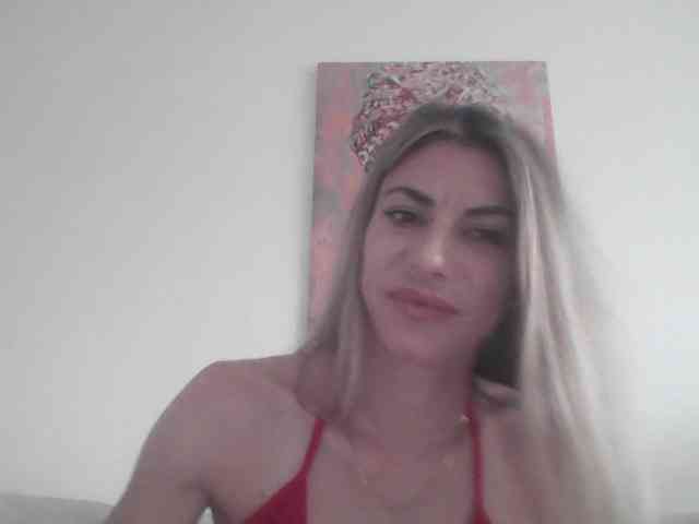 BellaLuxxxx