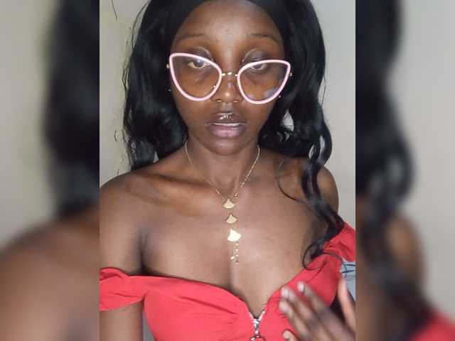 Amorbaby live cam on BongaCams