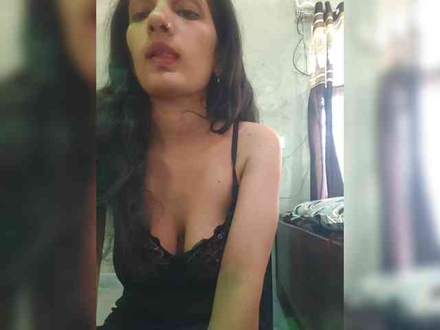 Kajal10 webcam