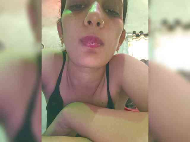 Kajal10 webcam