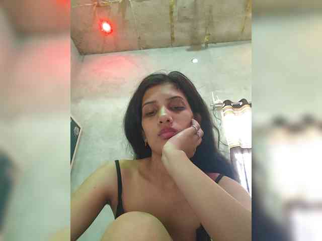 Kajal10 webcam