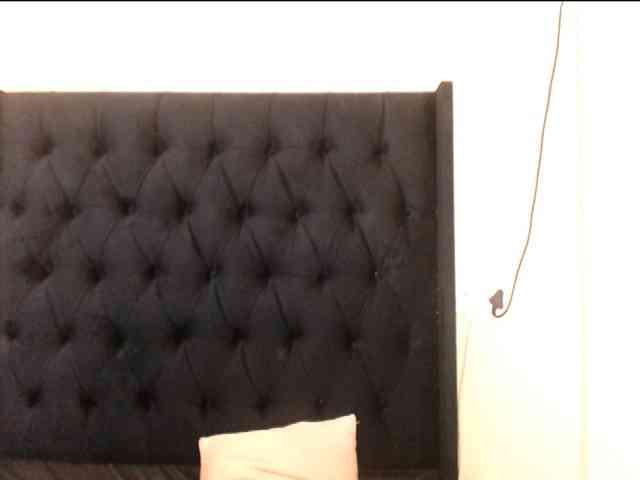 SashaEbonyX webcam