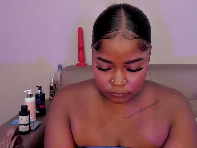 MegaCollins live cam preview