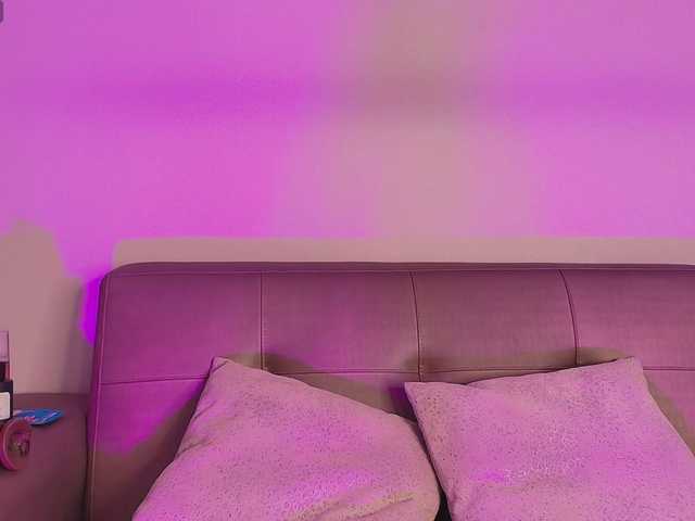 MegaCollins live cam on BongaCams