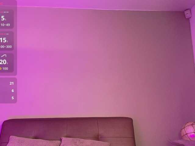 MegaCollins live cam on BongaCams