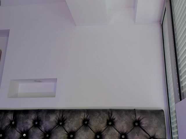 MegaCollins live cam on BongaCams