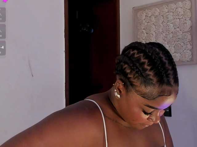 MegaCollins live cam on BongaCams