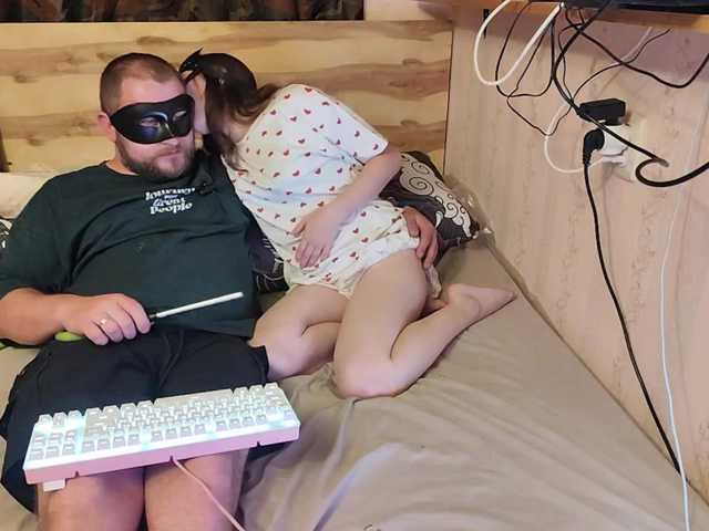 dobrdobr live cam on BongaCams