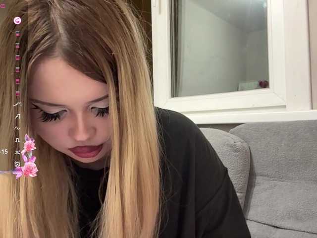 miacusy live cam on BongaCams