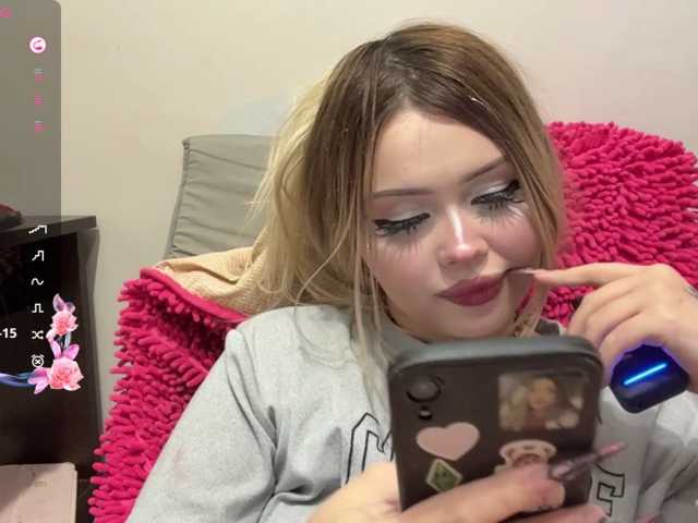 miacusy live cam on BongaCams