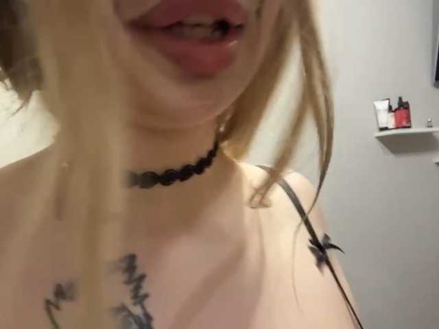 miacusy live cam on BongaCams
