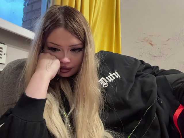miacusy live cam on BongaCams