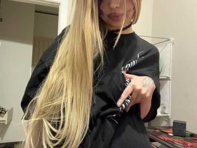 miacusy live cam on BongaCams
