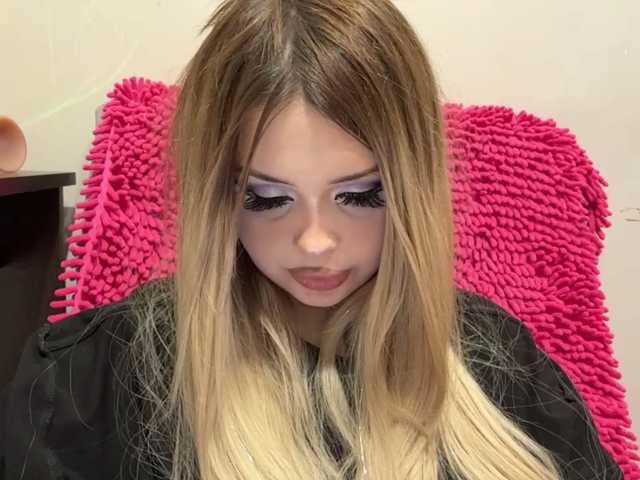 miacusy live cam on BongaCams