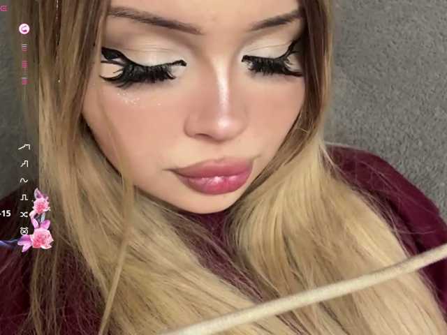 miacusy live cam on BongaCams