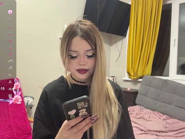 miacusy live cam preview