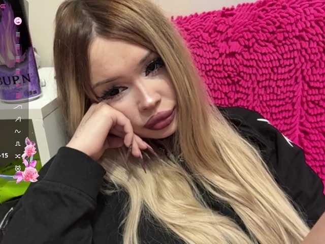 miacusy live cam on BongaCams
