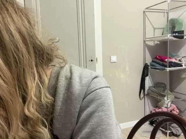 miacusy live cam preview