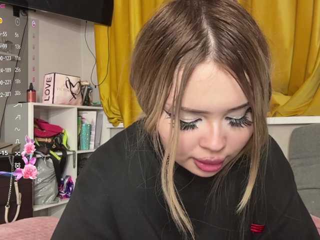 miacusy live cam on BongaCams