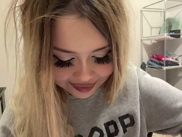 miacusy live cam on BongaCams