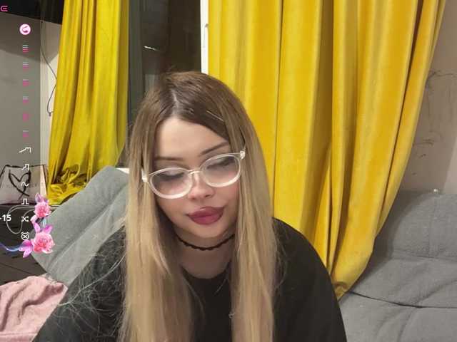 miacusy live cam on BongaCams