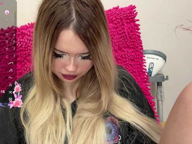 miacusy live cam on BongaCams