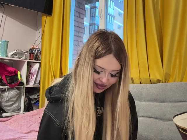 miacusy live cam on BongaCams