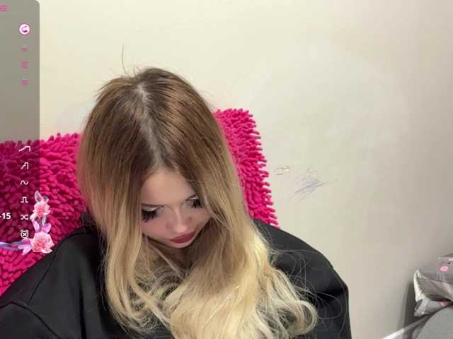 miacusy live cam on BongaCams