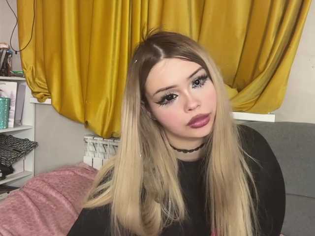 miacusy live cam on BongaCams