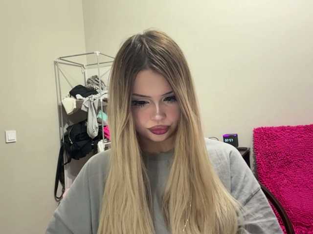 miacusy live cam on BongaCams