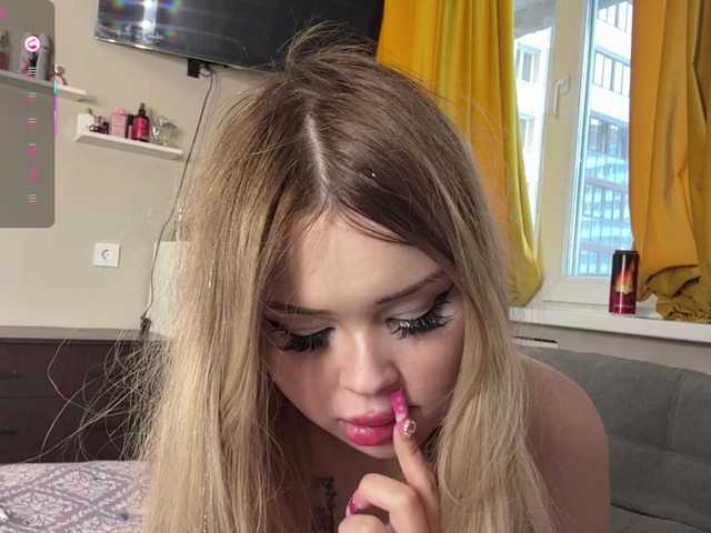 miacusy live cam on BongaCams