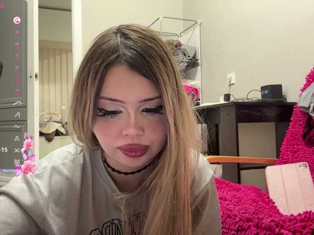 miacusy live cam on BongaCams