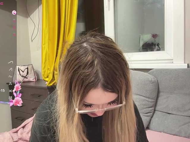 miacusy live cam on BongaCams