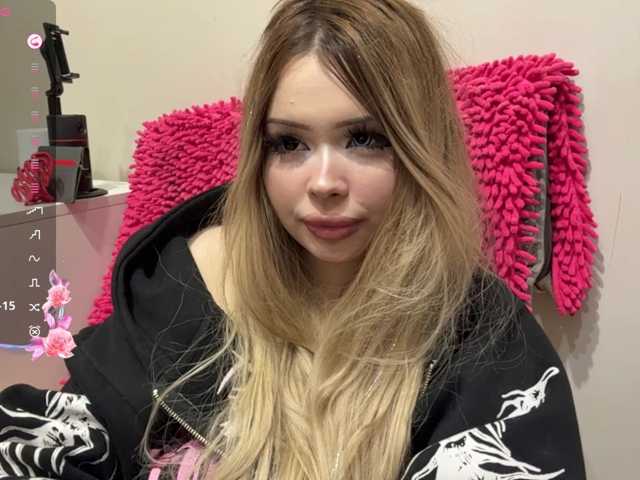 miacusy live cam on BongaCams