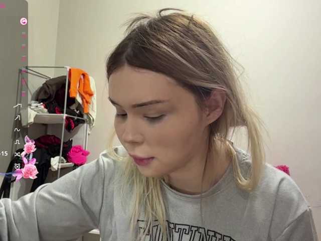 miacusy live cam on BongaCams