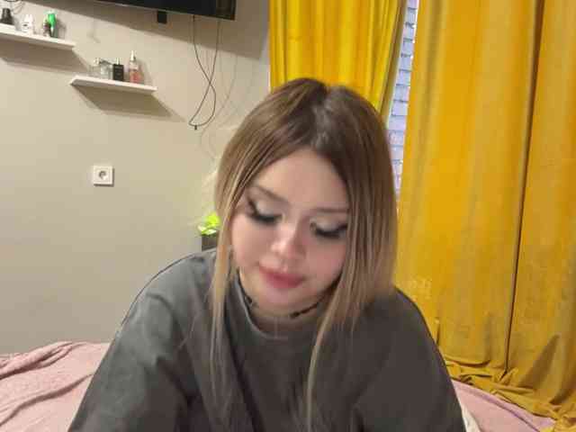 Vorschau des Streams von miacusy