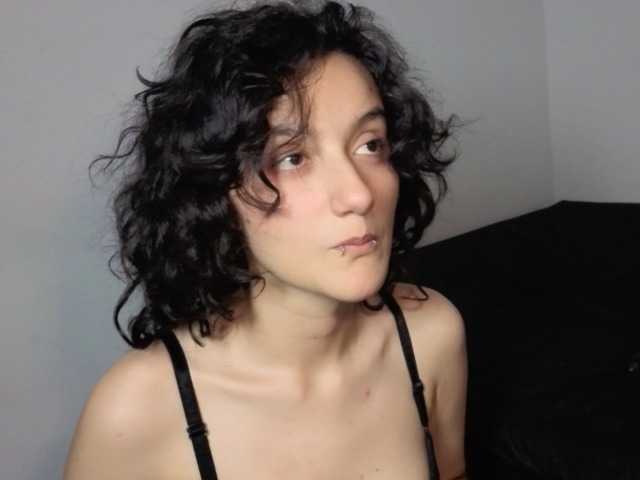 mai-duvan live cam on BongaCams