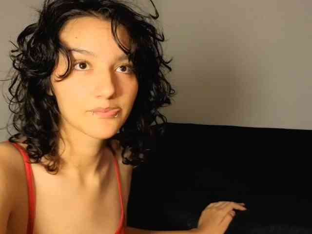 Modelo: mai-duvan