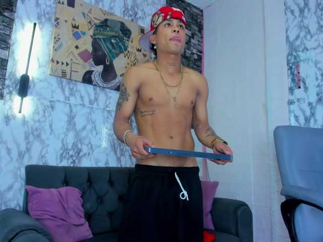 DamianLux live cam