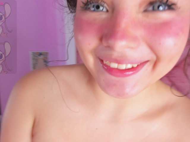 AngelaParker live cam on BongaCams