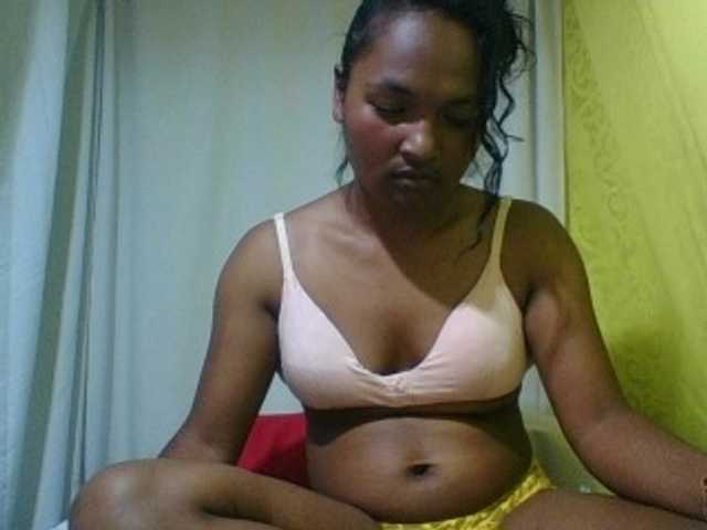 OLYGAH live cam on BongaCams