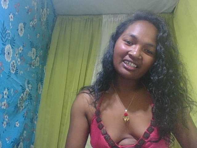 OLYGAH — live female cam