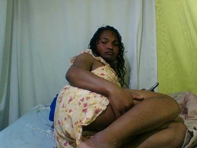 OLYGAH, en vivo ahora en BongaCams
